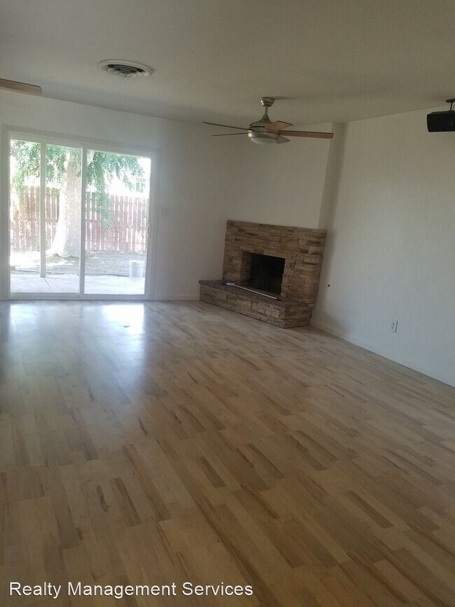 Foto del edificio - 3 br, 1.5 bath House - 3818 Purdue Dr.