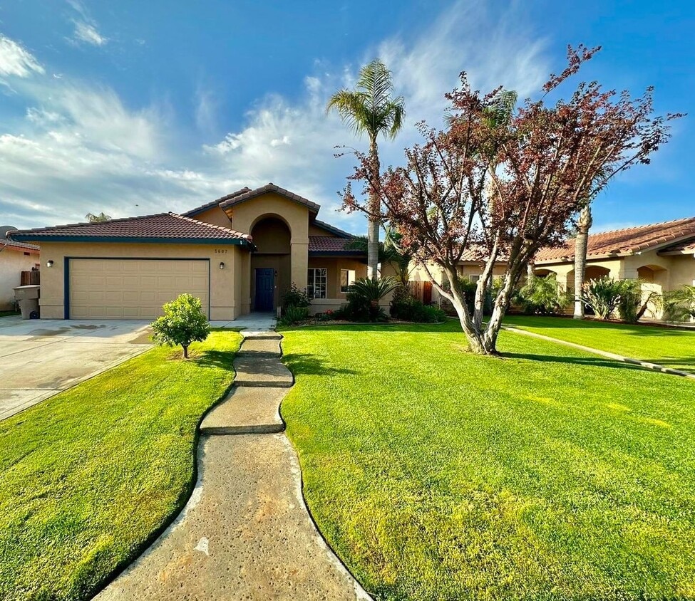 5607 Summer Solstice Dr, Bakersfield, CA 93313 House Rental in