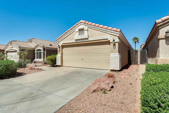 Building Photo - 3024 E Blackhawk Dr