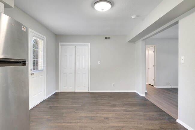 Building Photo - 595 W 150th St