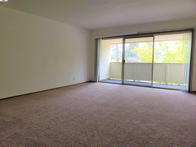 Building Photo - 4600 Eggers Dr