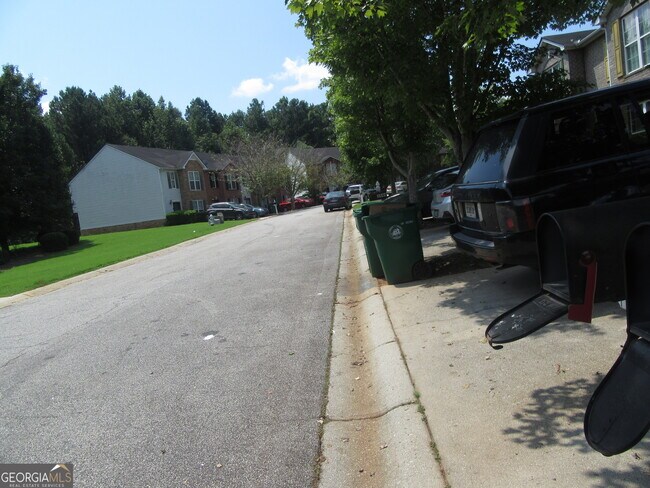 Foto del edificio - 3548 Waldrop Trail