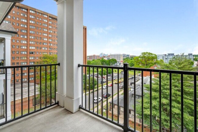 Foto del edificio - 303 31st Ave N