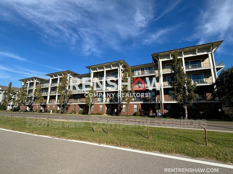 Primary Photo - 380 Island Dr