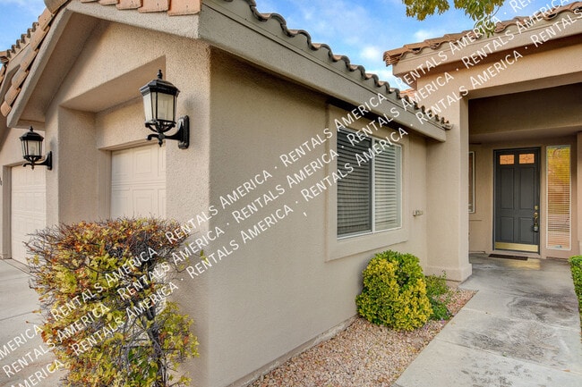 Foto del edificio - 8960 Echo Ridge Dr