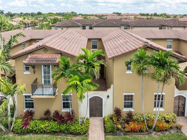 Foto del edificio - 14737 SW 13th St