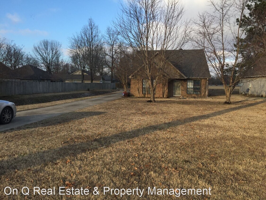 Primary Photo - 3 br, 2 bath House - 5606 Summer Place