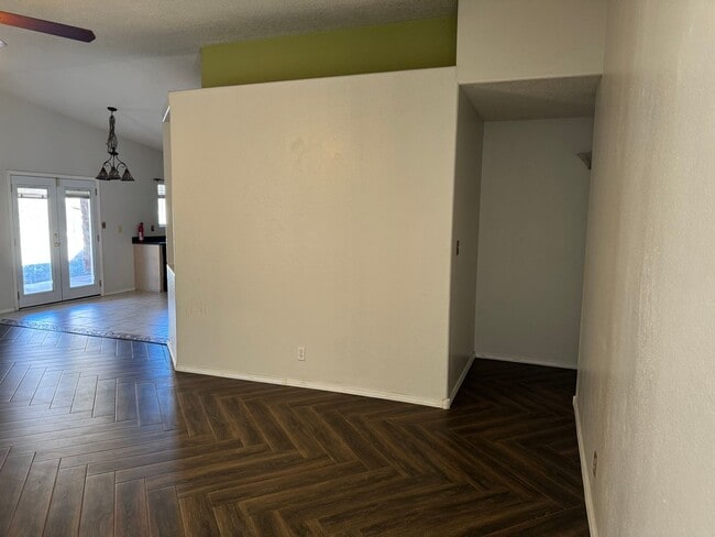 Building Photo - Spacious 4-Bedroom Home Near Westgate Community Center | $2,100/mo