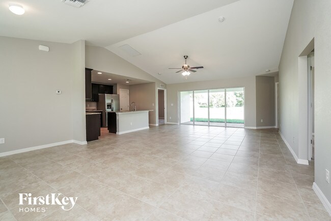 Foto del edificio - 609 SW 13th Terrace