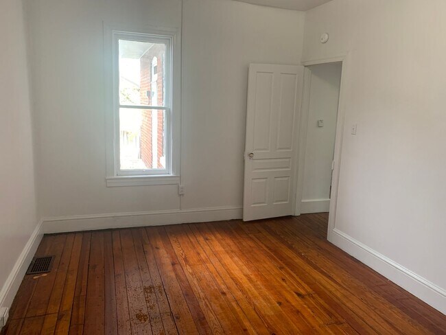 Building Photo - 30 N Belvidere Ave