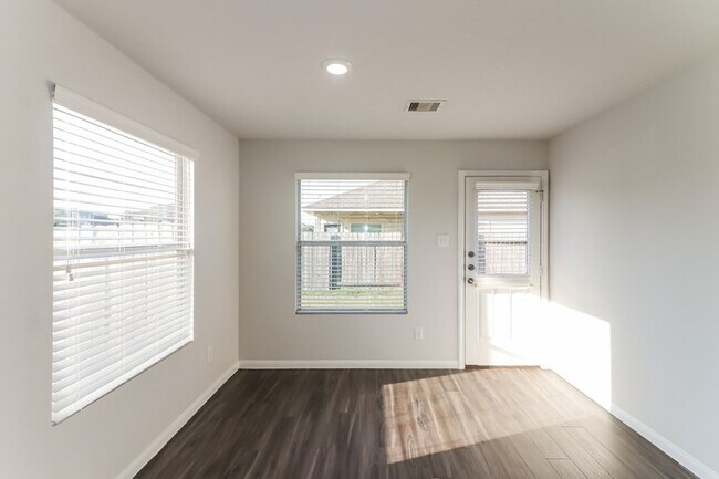 Building Photo - 2510 Costa Verde Way