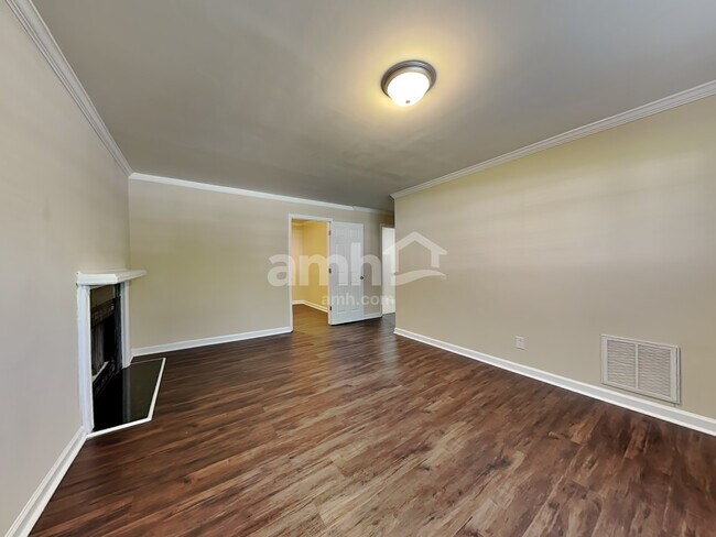 Building Photo - 3811 Hunt Chase Drive