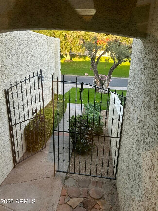 Foto del edificio - 5736 N 25th St