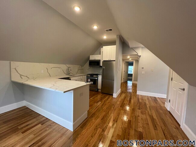 Foto del edificio - 158 Morrison Ave