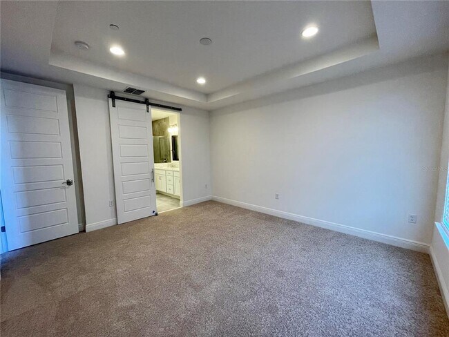 Foto del edificio - 9874 Bucklow Hill Dr