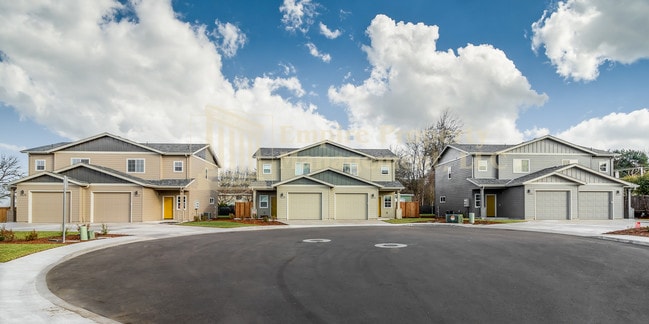 Building Photo - 3604-3606 Phantom Way