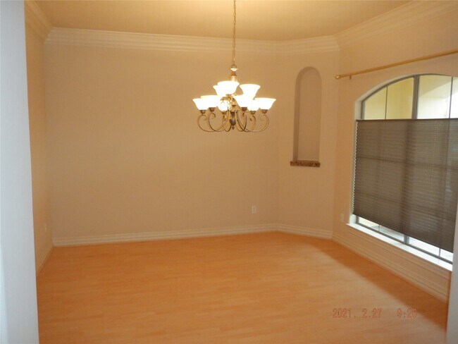 Foto del edificio - 1903 Spring Cedar Ln