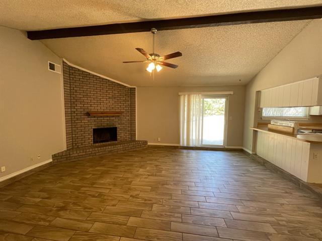 Building Photo - 3718 French Wood Dr