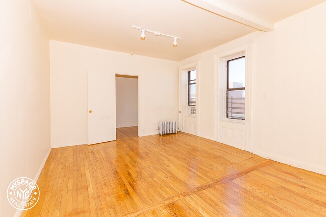 Foto del edificio - 160 Havemeyer St