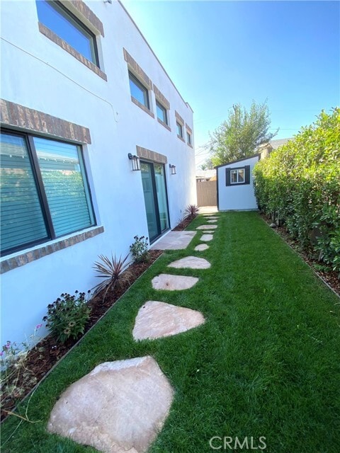 Building Photo - 291 N 6th Ave