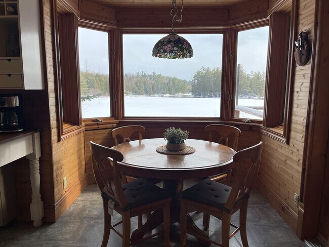 Photo du bâtiment - 316 Rue Wellington