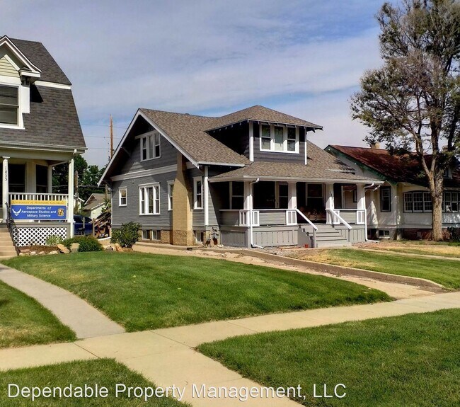 Foto del edificio - 9 br, 4 bath House - 1851 10th Avenue