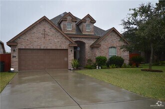 Building Photo - 4201 Santa Veronica St