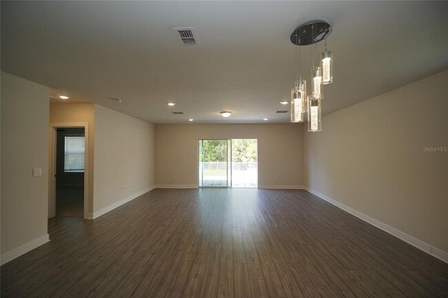 Building Photo - 30399 Marquette Ave