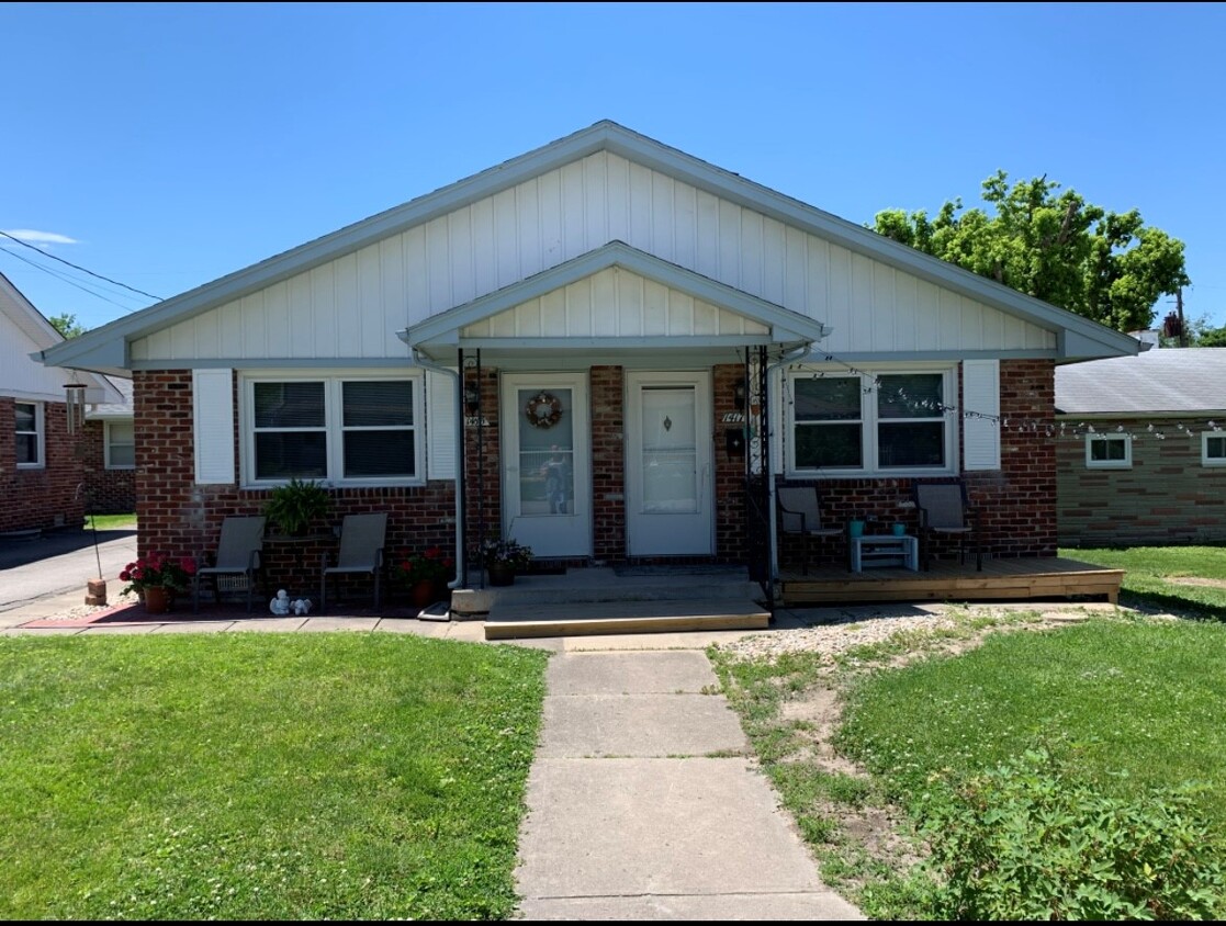 Front View of duplex - 1417 N Main St