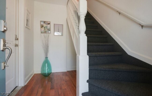 Foto del edificio - 11 Tichenor Pl