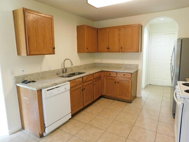 Foto del edificio - 4513 Magin Meadow Dr