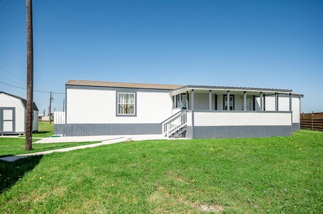 Building Photo - 4 Squid Ln