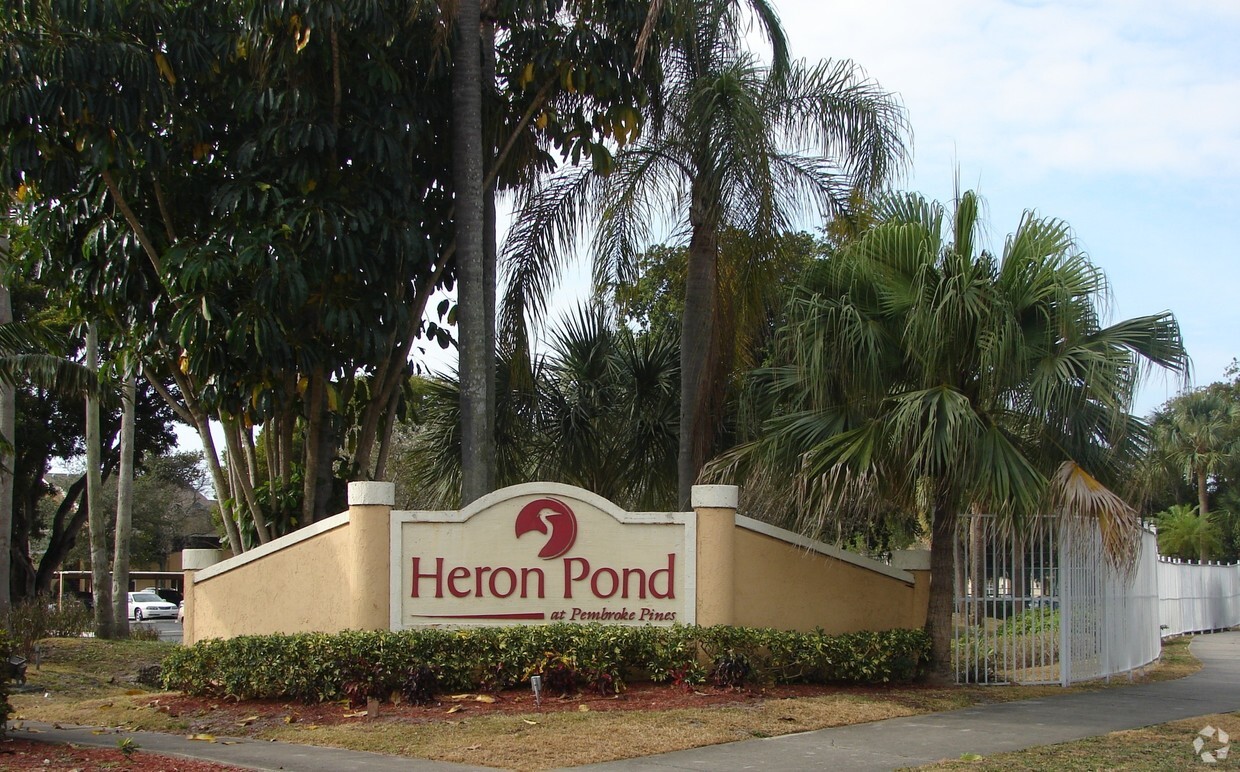 Foto principal - Heron Pond