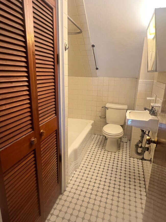 Foto del edificio - 8 Chapin St