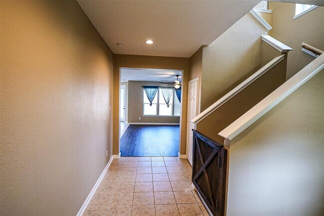 Building Photo - 3339 Trent Stone Ln