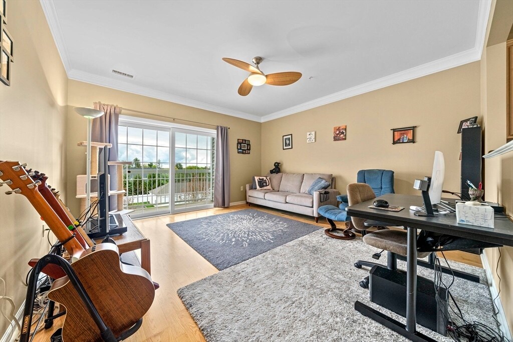 Primary Photo - 204 Clocktower Dr