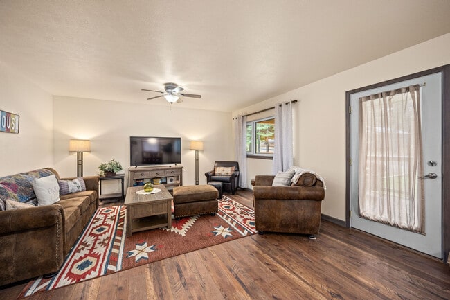 Foto del edificio - 623 W Florida Cir