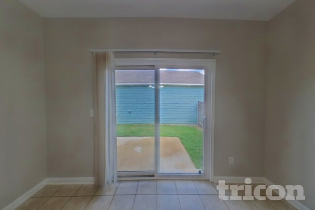 Building Photo - 288 Ferrule Dr