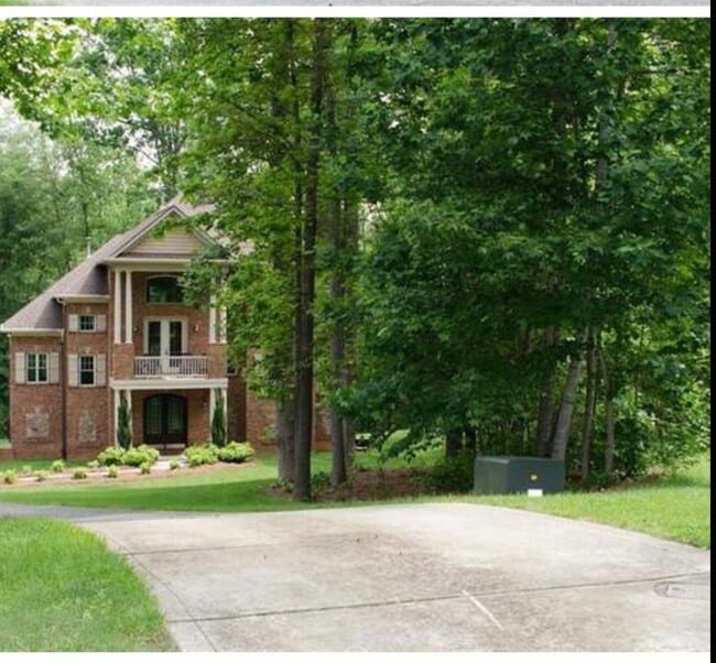 Building Photo - 5029 Ardenwoods Dr