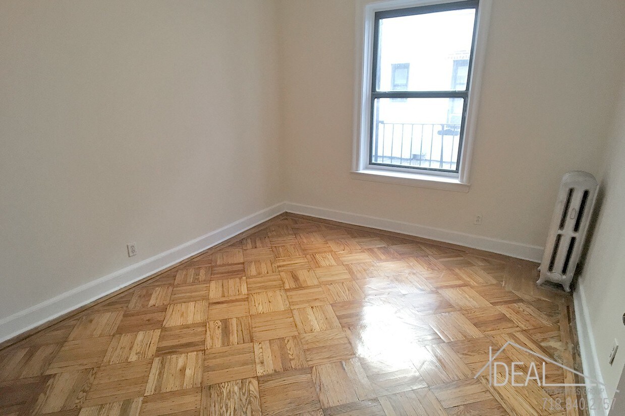 Primary Photo - 311 Lincoln Place #7AR