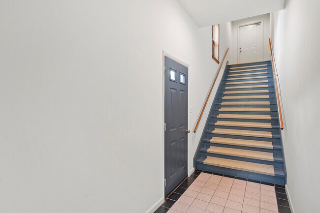 Foto del edificio - 3114 Hilltop Ave