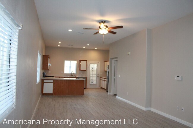 Foto del edificio - 4 br, 2 bath House - 1647 Dwayne Stedman Ave