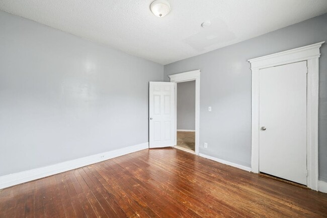 Building Photo - 705 Dixwell Ave