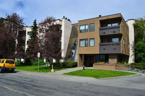 Primary Photo - 1200 I St