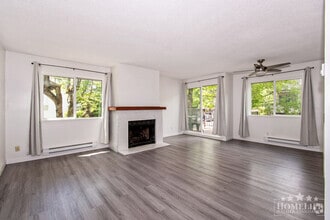 Building Photo - 7120-7133 133 St