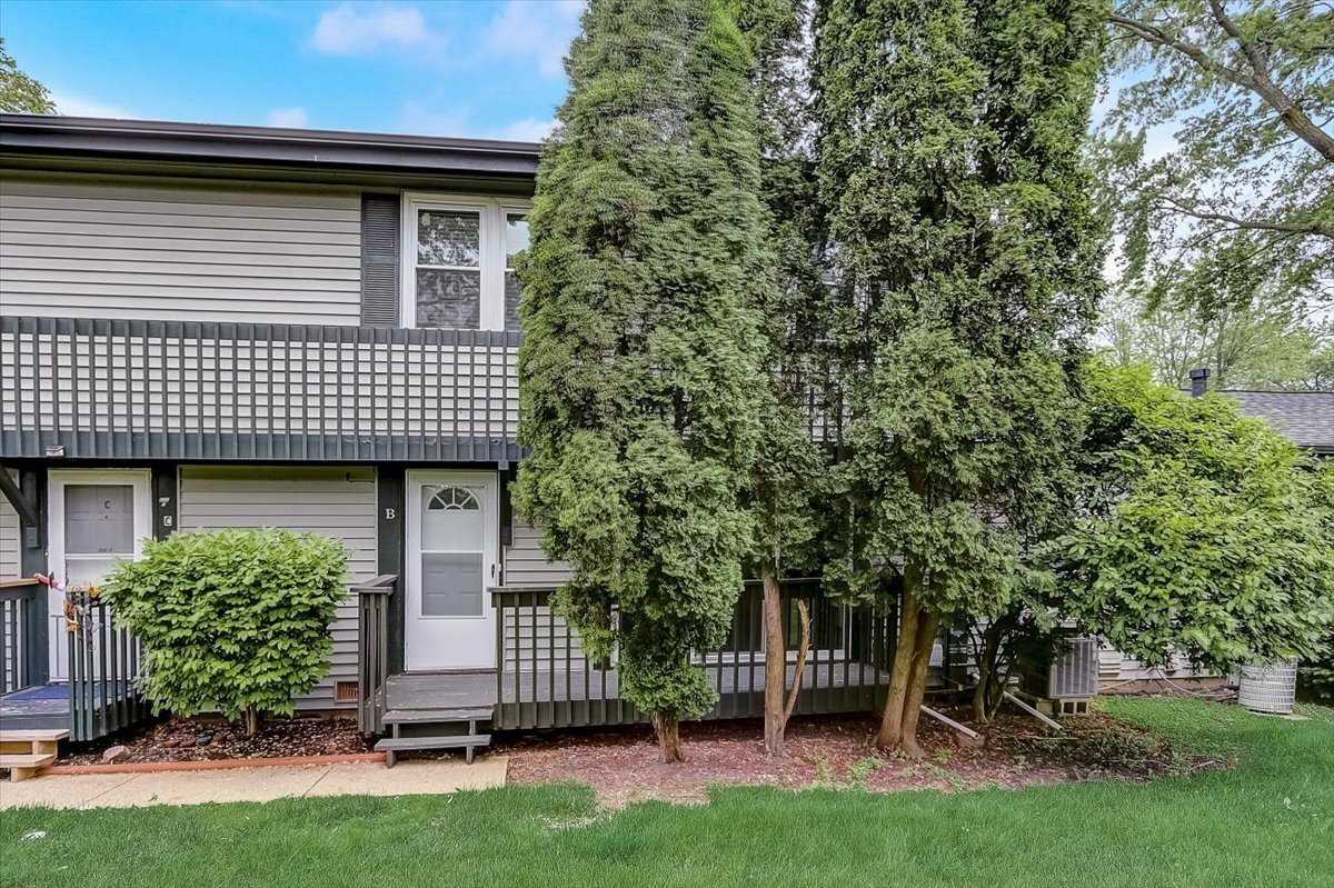 231 Dakota Ct, Bolingbrook, IL 60440 Townhome Rentals in Bolingbrook