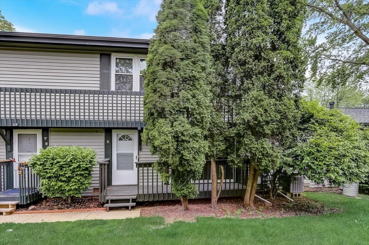 231 Dakota Ct, Bolingbrook, IL 60440 Townhome Rentals in Bolingbrook IL