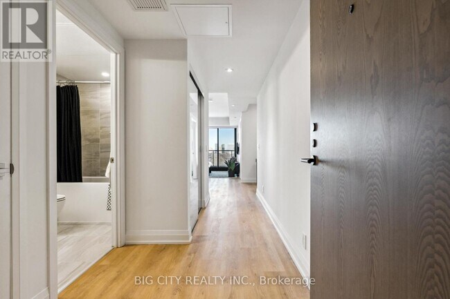 Photo du bâtiment - 36 Brentcliffe Rd