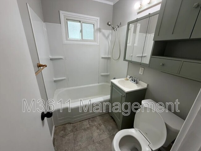 Foto del edificio - 2745 S 37th St