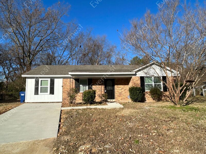 2740 Camelot Cove, Horn Lake, MS 38637 House Rental in Horn Lake, MS